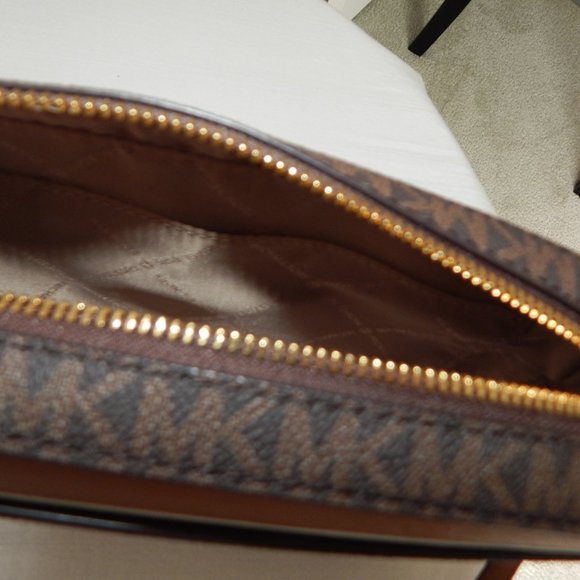 NWT $398 Michael Kors Jet Set Item MK Monogram LG EW Zip Chain XBody Bag Brown - Picture 11 of 11